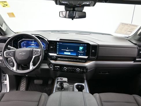 Used 2023 Chevrolet Silverado 1500 RST AWD/4WD image 20