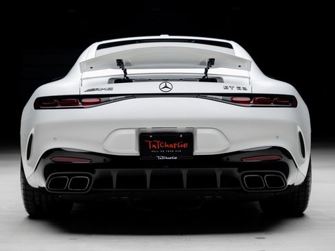 Used 2025 Mercedes-Benz AMG GT 63 image 29