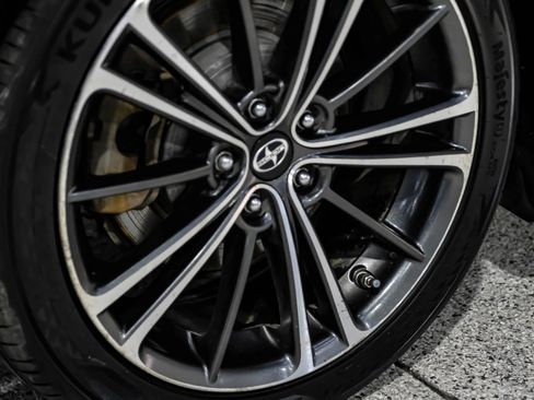 Used 2015 Scion FR-S RWD image 44