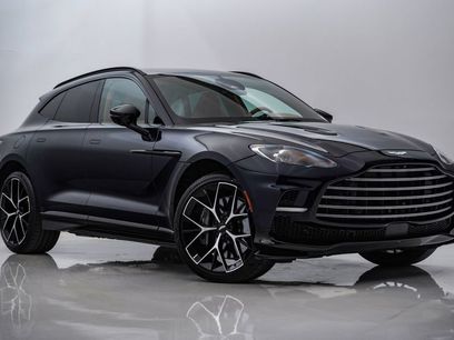 New 2026 Aston Martin DBX 707