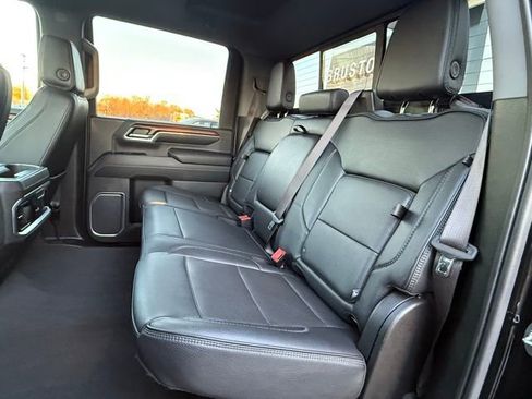 Used 2024 GMC Sierra 2500 Denali w/ Denali Reserve Package image 21