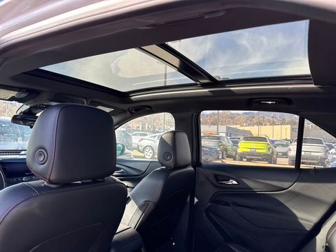 Used 2023 Chevrolet Equinox RS w/ RS Leather Package image 26