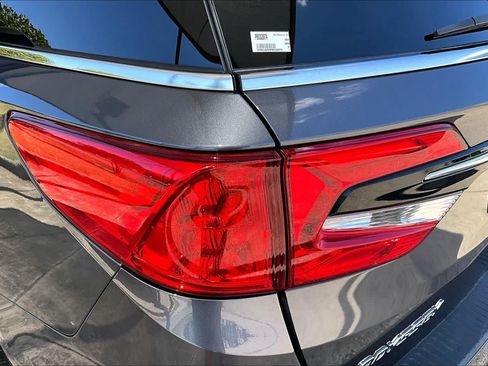Used 2023 Honda Odyssey Elite image 29