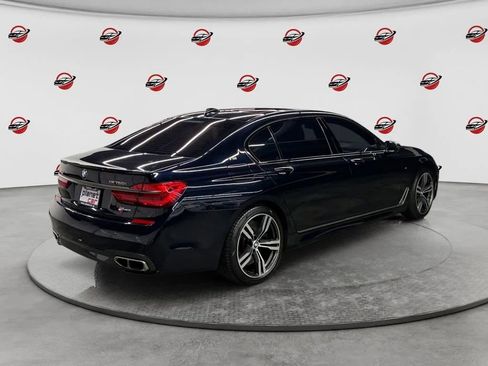 Used 2018 BMW M760i xDrive AWD/4WD image 5