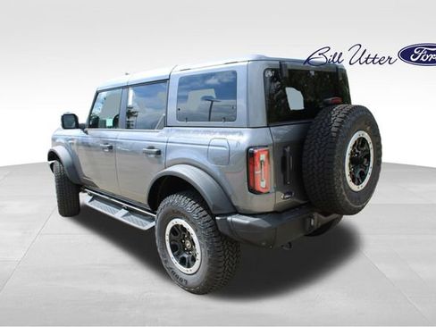 New 2025 Ford Bronco Badlands image 4