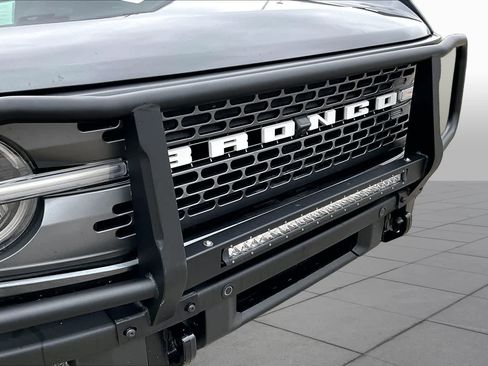 Used 2023 Ford Bronco Badlands w/ Sasquatch Package AWD/4WD image 29