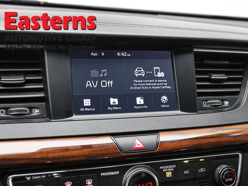 Used 2019 Kia Cadenza Premium image 19