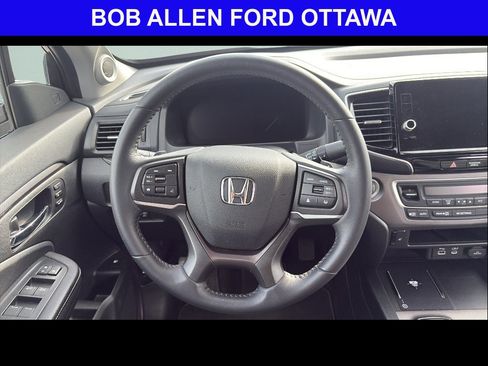 Used 2025 Honda Ridgeline RTL image 18