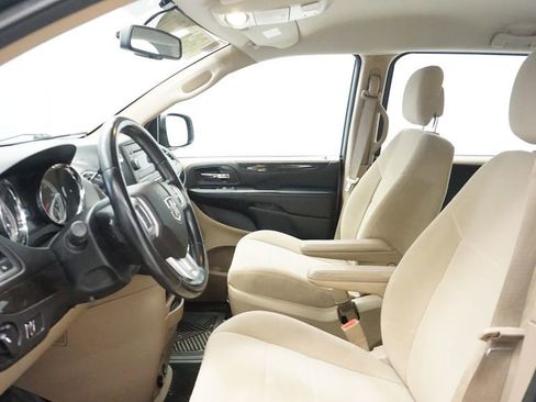 Used 2013 Dodge Grand Caravan American Value Package w/ UConnect Hands-Free Group image 29