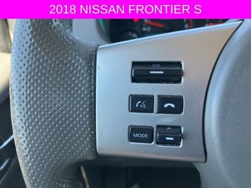 Used 2018 Nissan Frontier S image 27