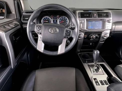 Used 2019 Toyota 4Runner SR5 Premium RWD image 8