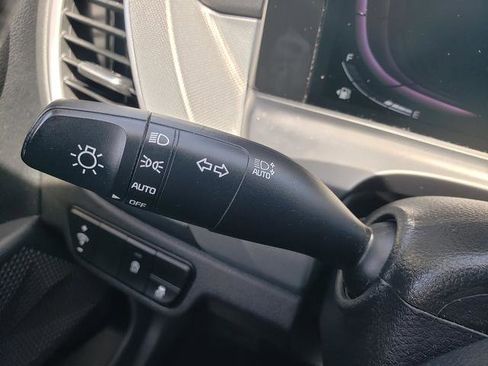 Certified 2024 Kia Seltos LX AWD/4WD image 28