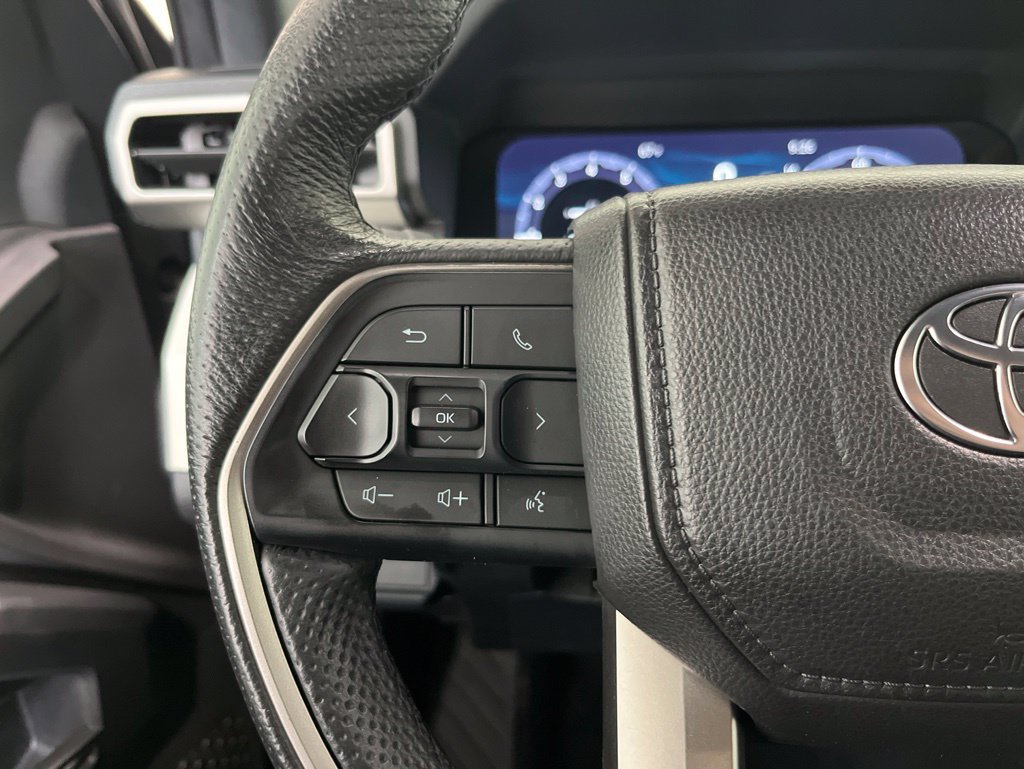 Used 2024 Toyota Tacoma TRD Off-Road AWD/4WD image 10