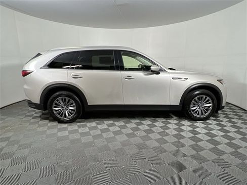 Certified 2025 MAZDA CX-90 3.3 Turbo w/ Preferred Package image 9