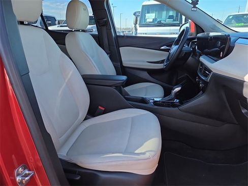 Used 2024 Buick Encore GX Sport Touring image 18