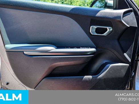 Used 2025 Kia K4 FWD image 37