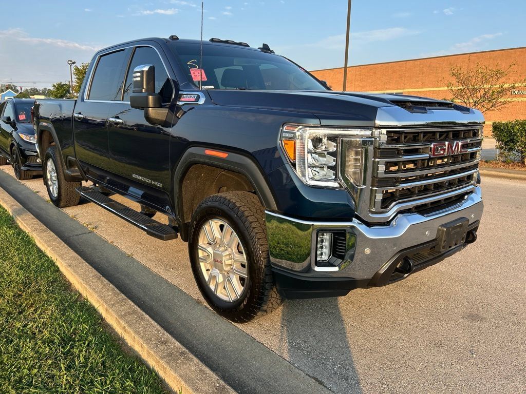 Used 2021 GMC Sierra 2500 SLT w/ SLT Premium Package AWD/4WD image 2