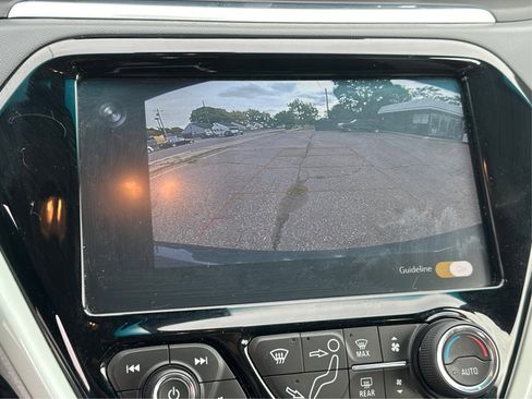 Used 2021 Chevrolet Bolt LT image 37