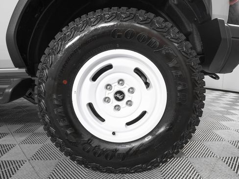 Used 2026 Ford Bronco Heritage Edition AWD/4WD image 29