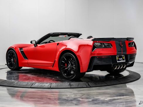 Used 2015 Chevrolet Corvette Z06 w/ 3LZ Preferred Equipment Group image 11