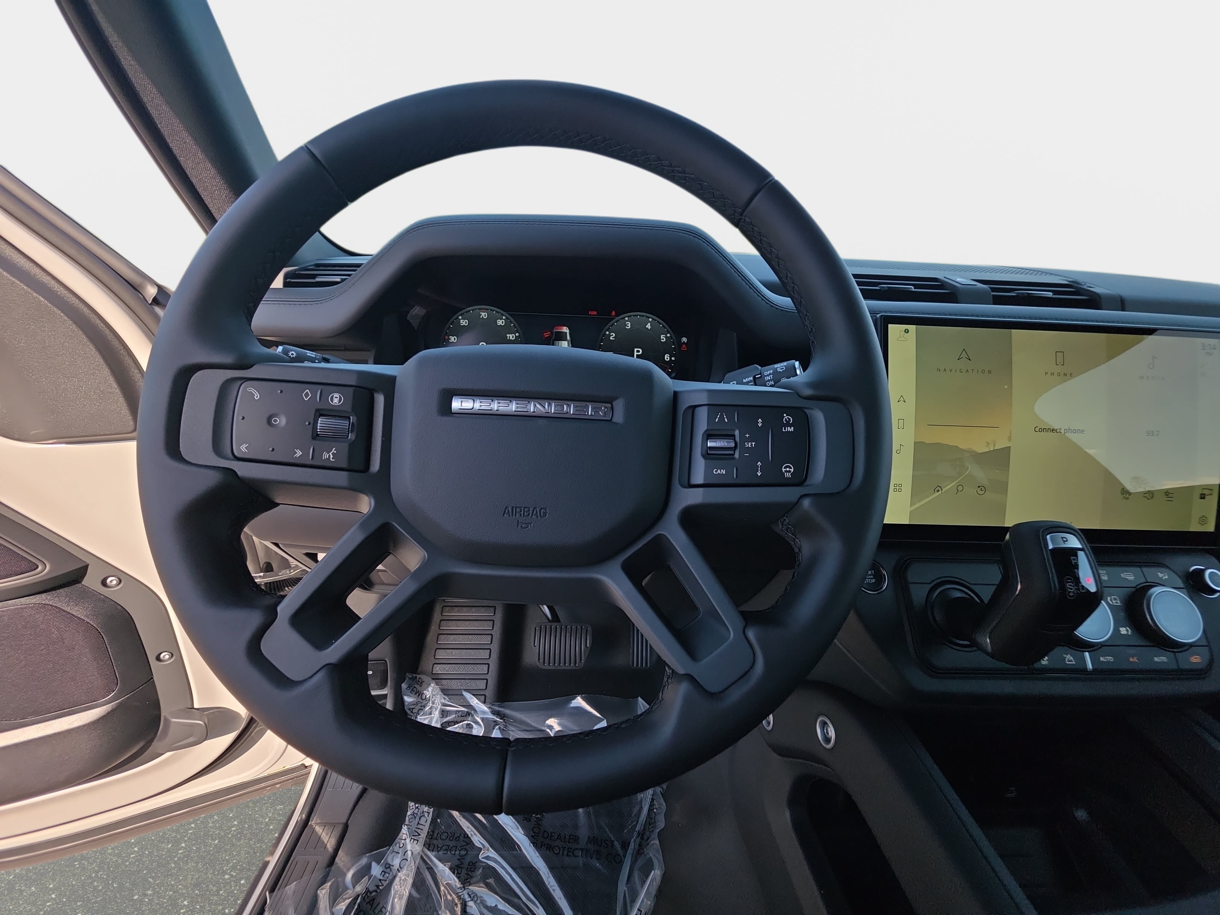 New 2026 Land Rover Defender 110 X-Dynamic SE AWD/4WD image 15