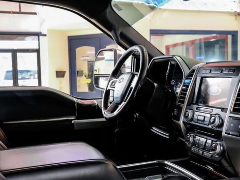Used 2017 Ford F250 Platinum w/ Platinum Ultimate Package image 14