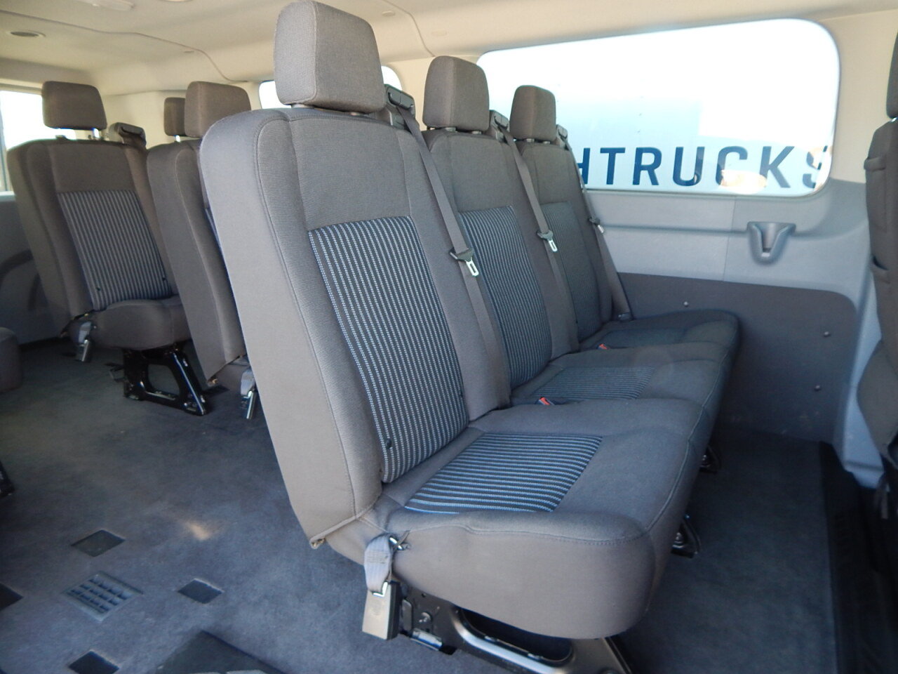 Used 2018 Ford Transit 350 XL RWD image 13