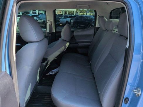 Used 2019 Toyota Tacoma SR5 RWD image 13