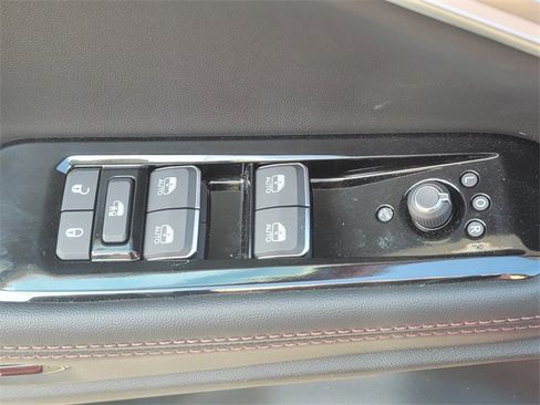 New 2025 Jeep Wagoneer S Limited image 32