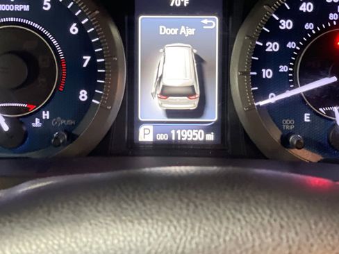 Certified 2017 Toyota Sienna XLE Premium AWD/4WD image 21