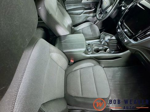 Used 2023 Chevrolet Traverse LT AWD/4WD image 36