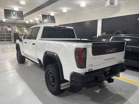 Used 2025 GMC Sierra 2500 AT4X w/ AT4X AEV Edition AWD/4WD image 6