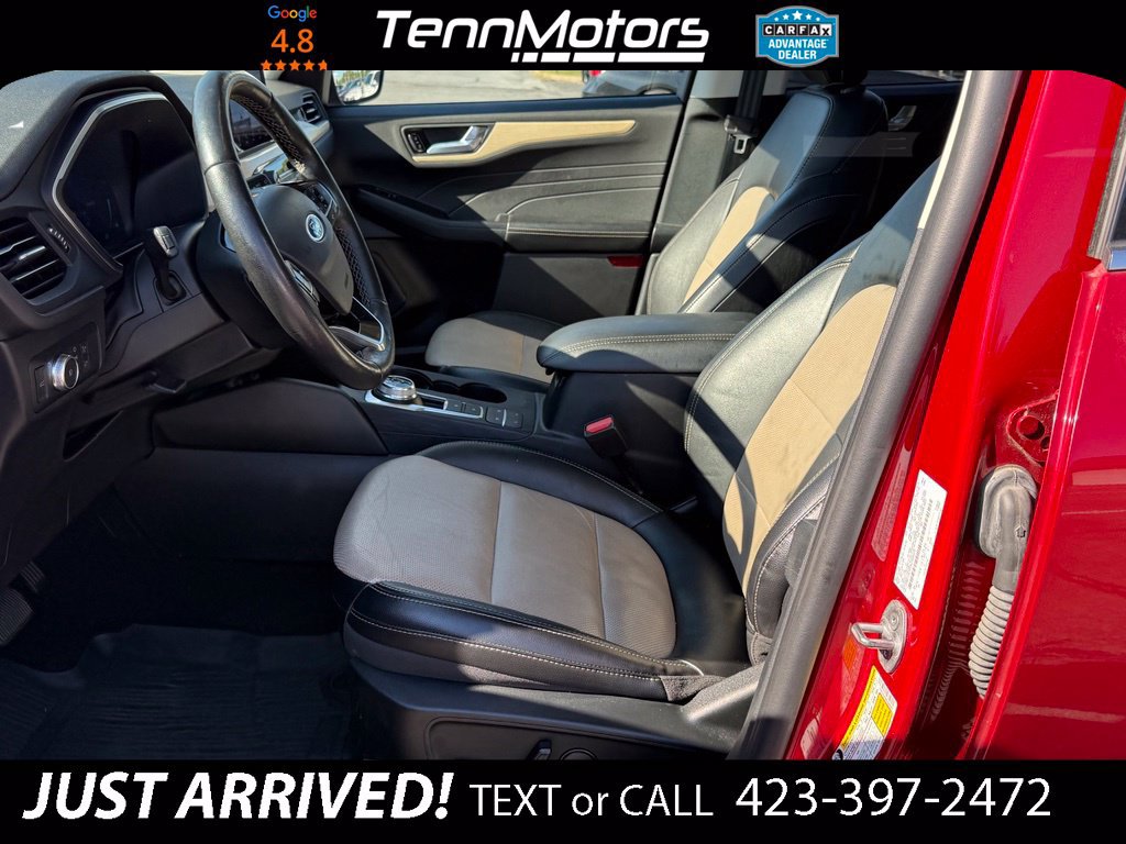 Used 2022 Ford Escape Titanium w/ Titanium Elite Package AWD/4WD image 10