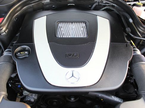 Used 2012 Mercedes-Benz C 300 4MATIC Sedan image 29