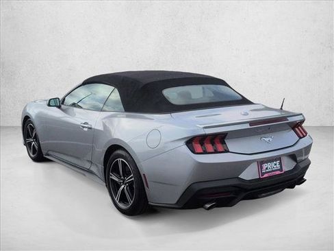 Used 2024 Ford Mustang Premium image 8