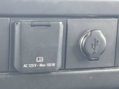 Used 2021 Chevrolet Express 3500 LS w/ Cold Climate Package RWD image 31