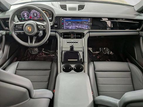 New 2026 Porsche Panamera image 21