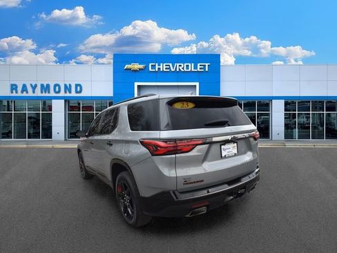 Certified 2023 Chevrolet Traverse Premier w/ Redline Edition AWD/4WD image 6