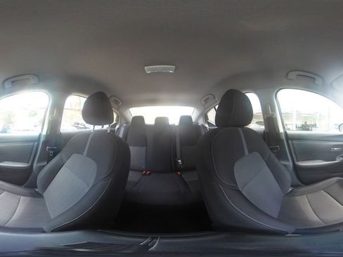 Used 2024 Nissan Sentra SV FWD image 41