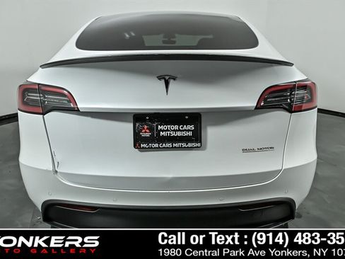 Used 2022 Tesla Model Y Performance AWD/4WD image 7