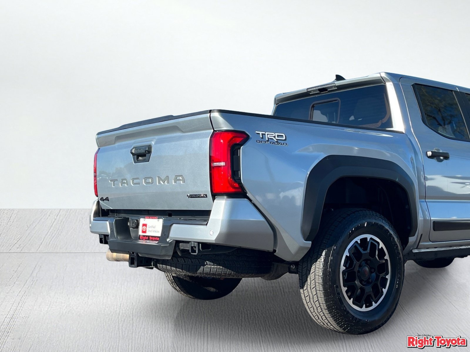 Certified 2026 Toyota Tacoma TRD Off-Road w/ TRD Off Road Upgrade Package AWD/4WD image 12
