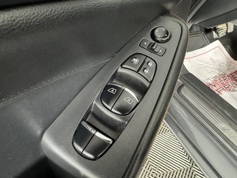 Used 2021 Nissan Maxima SR w/ Sport Mat Group FWD image 41