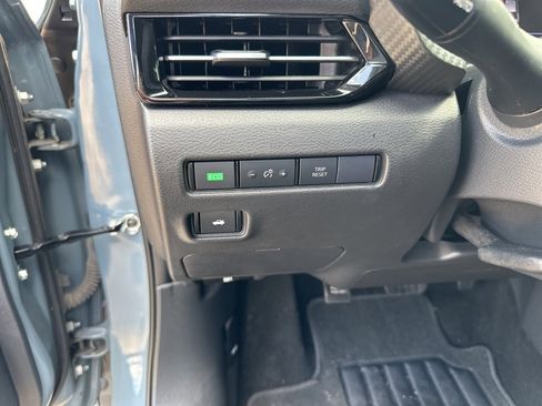 Used 2024 Nissan Sentra SR image 16