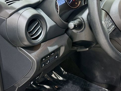 Used 2024 Nissan Kicks S FWD image 10