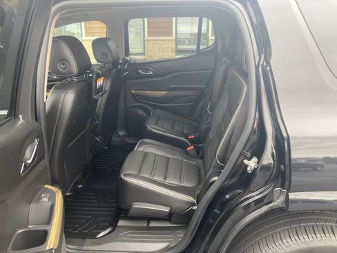 Used 2017 GMC Acadia Denali w/ Technology Package image 20