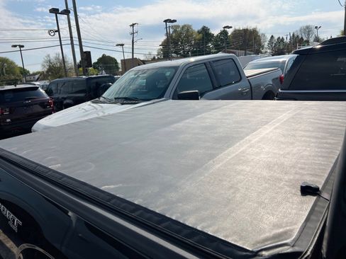 Used 2018 Ford F150 XLT w/ Equipment Group 302A Luxury AWD/4WD image 4