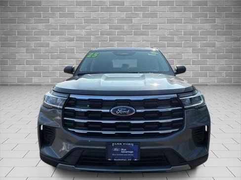 Certified 2025 Ford Explorer Active image 5