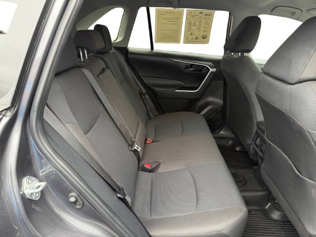 Used 2025 Toyota RAV4 LE AWD/4WD image 25