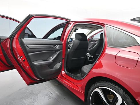 Used 2021 Honda Accord Sport Special Edition image 16