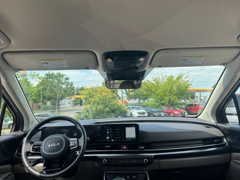 Used 2026 Kia Carnival FWD image 36